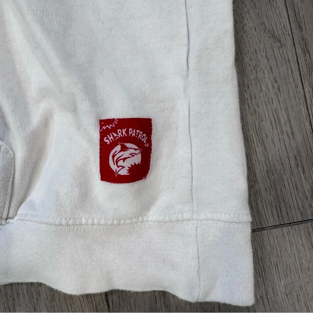Shark Patrol San Diego, CA Mens Pullover Hoodie Sweatshirt Size XL White And Red - Picture 4 of 6